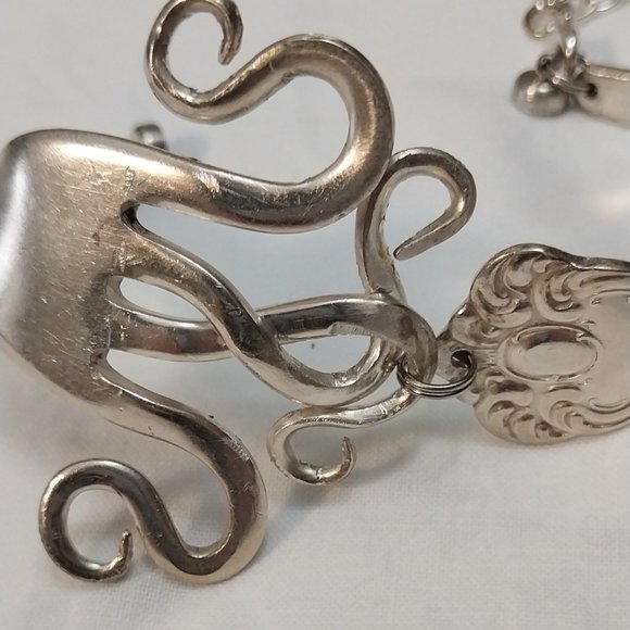 2944 Silver Dinner Wear Fork Bracelet, With Magnetic and Lobster Claw Closure. - Picture 3 of 7